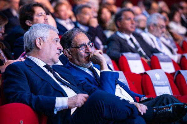 Antonio Tajani, Ministro degli Affari Esteri con Ignazio La Russa, Presidente del Senato