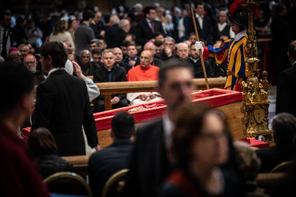 L’esposizione della salma di Papa Francesco il giorno prima del funerale, Città del Vaticano 25/4/2025