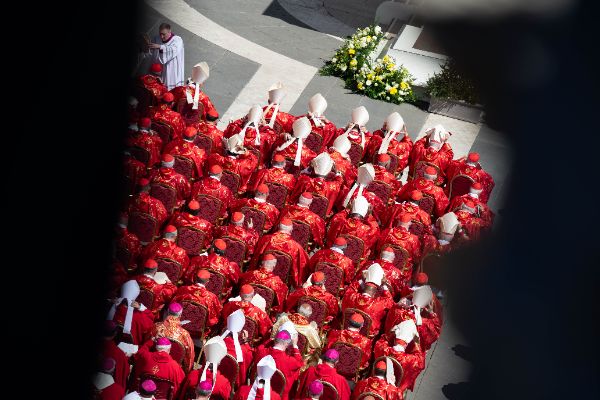 Cardinali e vescovi