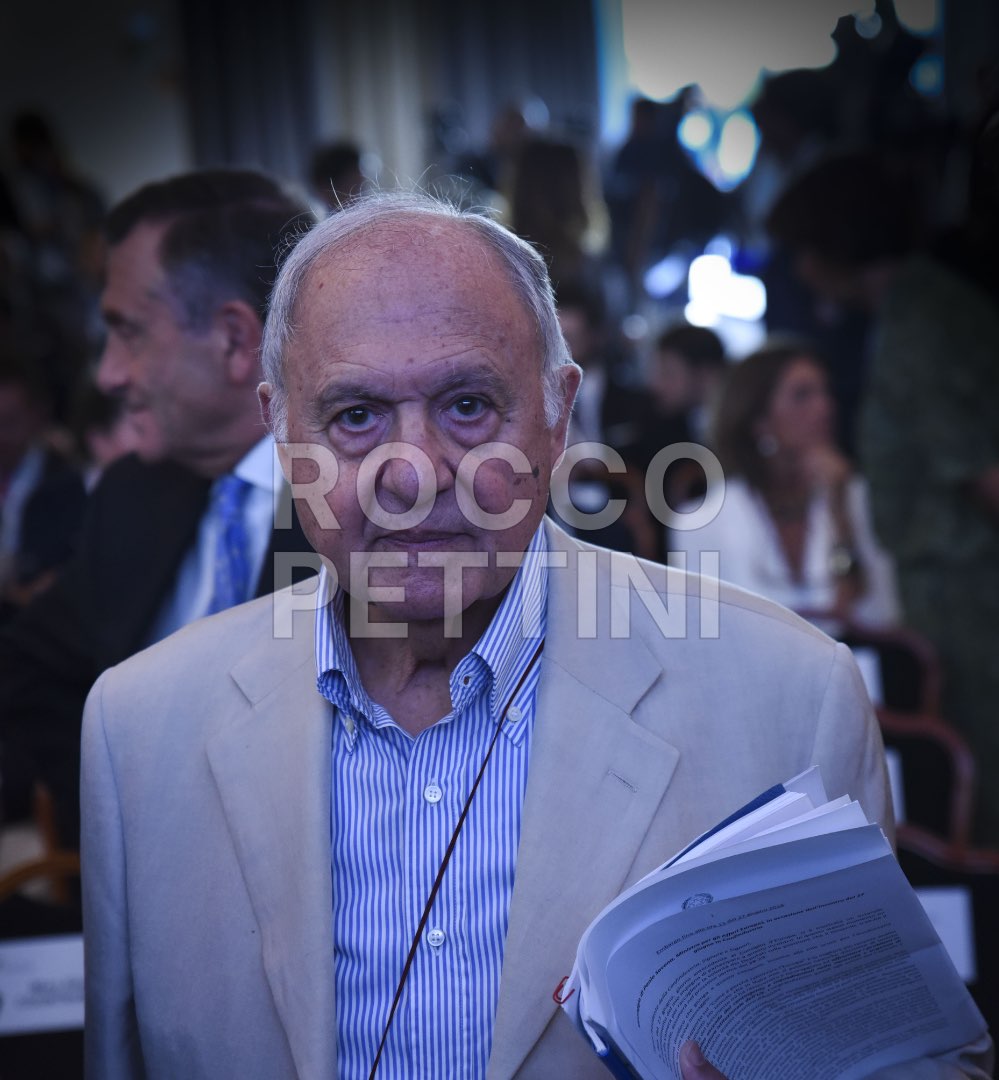 PAOLO SAVONA MINISTRO