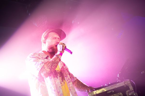 Dub FX in concert