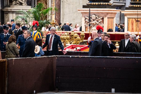L’esposizione della salma di Papa Francesco il giorno prima del funerale, Città del Vaticano 25/4/2025