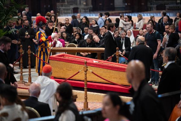 L’esposizione della salma di Papa Francesco il giorno prima del funerale, Città del Vaticano 25/4/2025