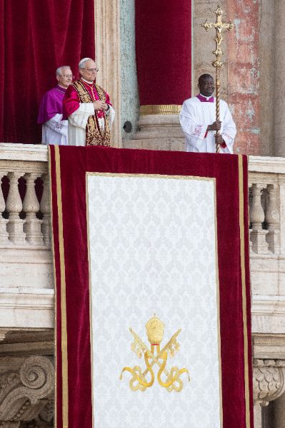 Newly elected Pope Leo XIV, Leone 14esimo, Robert Francis Prevost appears on St. Peter’s Basilica balcony after the Conclave vote