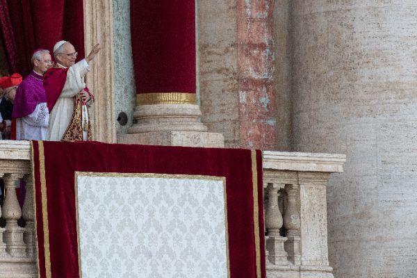 Newly elected Pope Leo XIV, Leone 14esimo, Robert Francis Prevost appears on St. Peter’s Basilica balcony after the Conclave vote