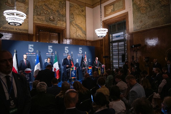 Polish Defence Minister Wladyslaw Kosiniak-Kamysz, French Minister of the Armed Forces Sebastien Lecornu, Italian Minister of Defence Guido Crosetto, German Minister of Defence Boris Pistorius and British Defence Secretary John Healey