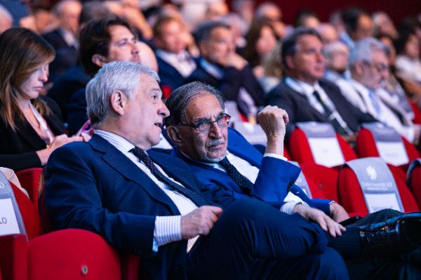 Antonio Tajani, Ministro degli Affari Esteri con Ignazio La Russa, Presidente del Senato