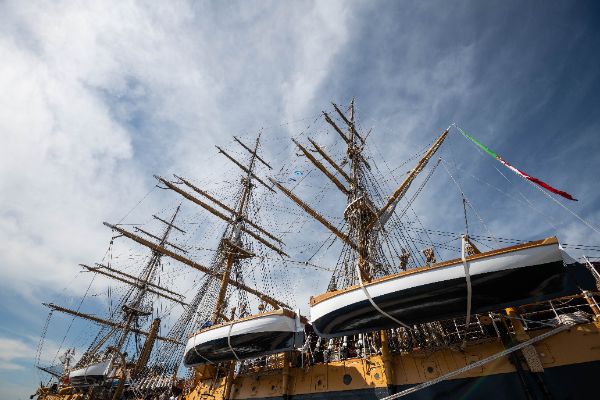 La Nave Amerigo Vespucci in porto a Civitavecchia, 28/5/2025