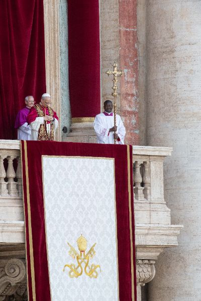 Newly elected Pope Leo XIV, Leone 14esimo, Robert Francis Prevost appears on St. Peter’s Basilica balcony after the Conclave vote
