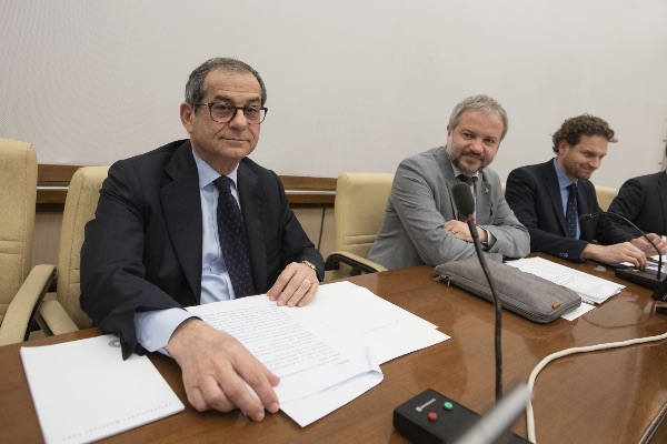 GIOVANNI TRIA, CLAUDIO BORGHI AQUILINI