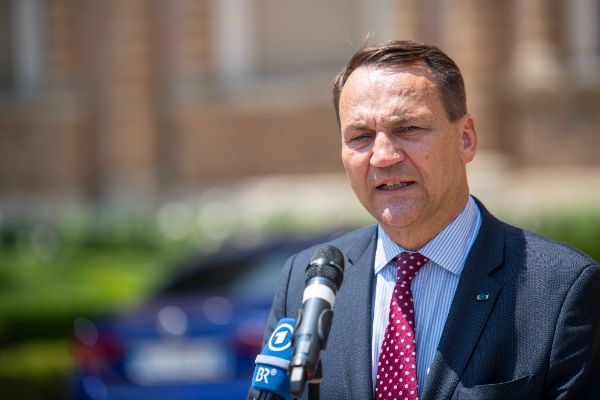 Radosław Sikorski, Foreign Affairs Minister of Polandat the “Weimar Plus" Ministerial meeting hosted by the Italian Government at Villa Madama.