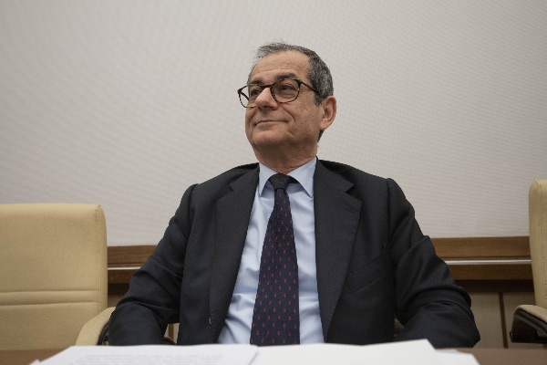 GIOVANNI TRIA