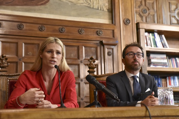 MICHELLE HUNZIKER ASSOCIAZIONE DOPPIA DIFESA ALFONSO BONAFEDE MINISTRO