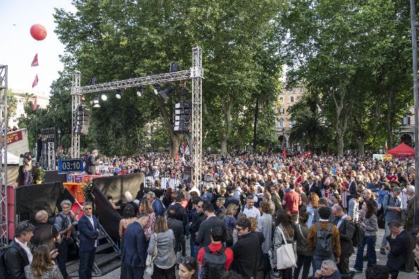 La manifestazione a Piazza Vittorio, Roma