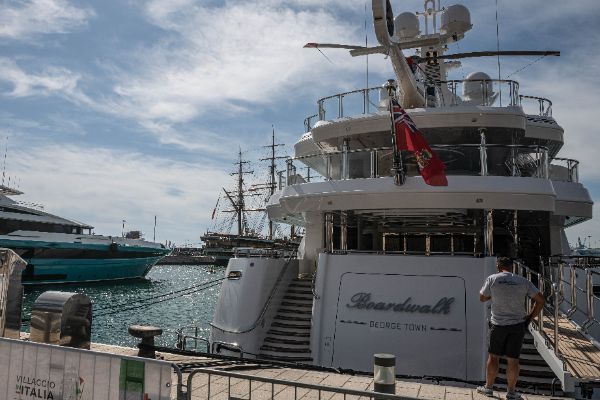 Yacht nel Porto di Civitavecchia